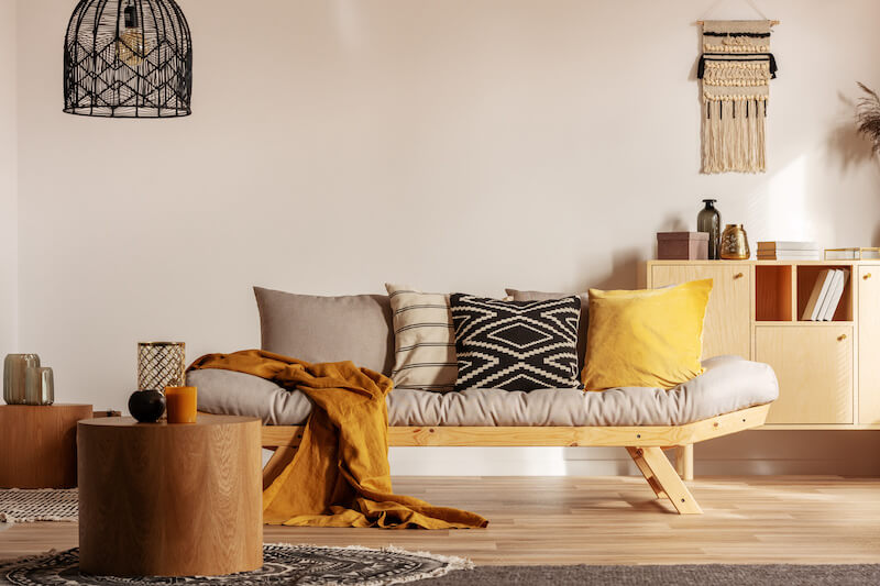 Scandi-Style Living Room in Earthy Color Palette